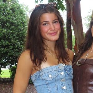 Meet your Posher, Rebekah